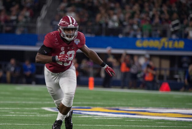 Dec 31, 2015; Arlington, TX, USA; Alabama Crimson Tide linebacker Reggie Ragland (19) during the game against the Michigan State Spartans in the 2015  Cotton Bowl at AT&T Stadium. Mandatory Credit: Jerome Miron-USA TODAY Sports