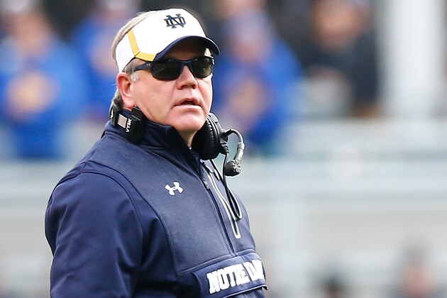 PITTSBURGH, PA - NOVEMBER 07: Head coach Brian Kelly of the Notre Dame Fighting Irish looks on against the Pittsburgh Panthers during the game at Heinz Field on November 7, 2015 in Pittsburgh, Pennsylvania.  (Photo by Jared Wickerham/Getty Images)