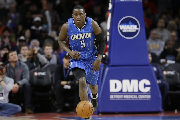 Orlando Magic guard Victor Oladipo (5) brings the ball up court during the second half of an NBA basketball game against the Detroit Pistons, Monday, Jan. 4, 2016, in Auburn Hills, Mich. (AP Photo/Carlos Osorio)
