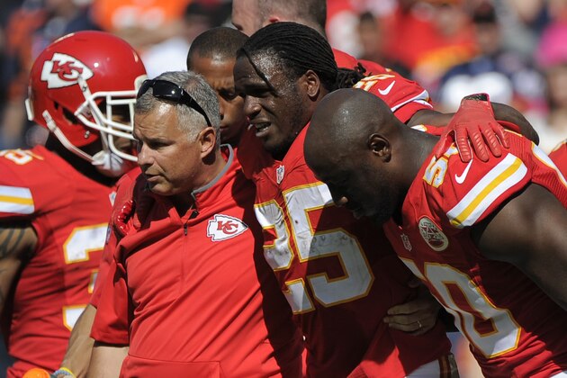 Kansas City Chiefs running back Jamaal Charles (25) is helped off the field after an injury in the second half of an NFL football game against the Chicago Bears in Kansas City, Mo., Sunday, Oct. 11, 2015. (AP Photo/Ed Zurga)