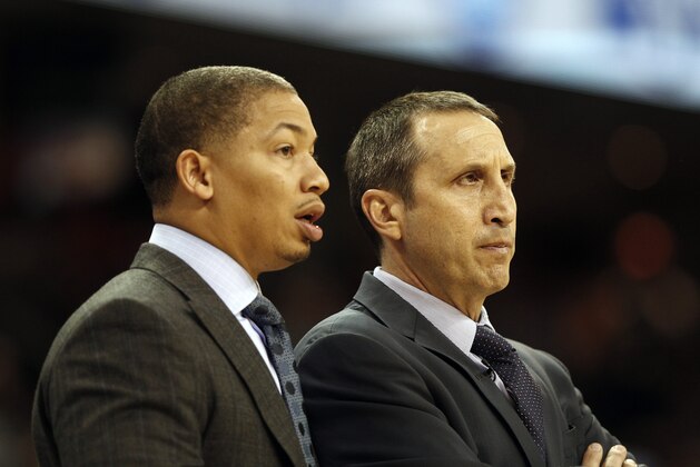 CLEVELAND, OH - DECEMBER 17: Cleveland Cavaliers Associate Head Coach Tyronn Lue (L) talks with Head Coach David Blatt (R) against the Oklahoma City Thunder during the second half of their game on December 17, 2015 at Quicken Loans Arena in Cleveland, Ohio. The Cavaliers defeated the Thunder 104-100. NOTE TO USER: User expressly acknowledges and agrees that, by downloading and or using this photograph, User is consenting to the terms and conditions of the Getty Images License Agreement. (Photo by David Maxwell/Getty Images)