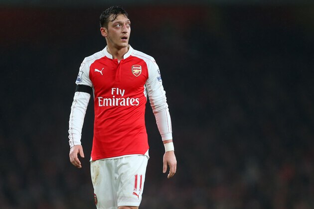 LONDON, ENGLAND - JANUARY 02:  Mesut Ozil of Arsenal during the Barclays Premier League match between Arsenal and Newcastle United at Emirates Stadium on January 2, 2016 in London, England.  (Photo by Catherine Ivill - AMA/Getty Images)