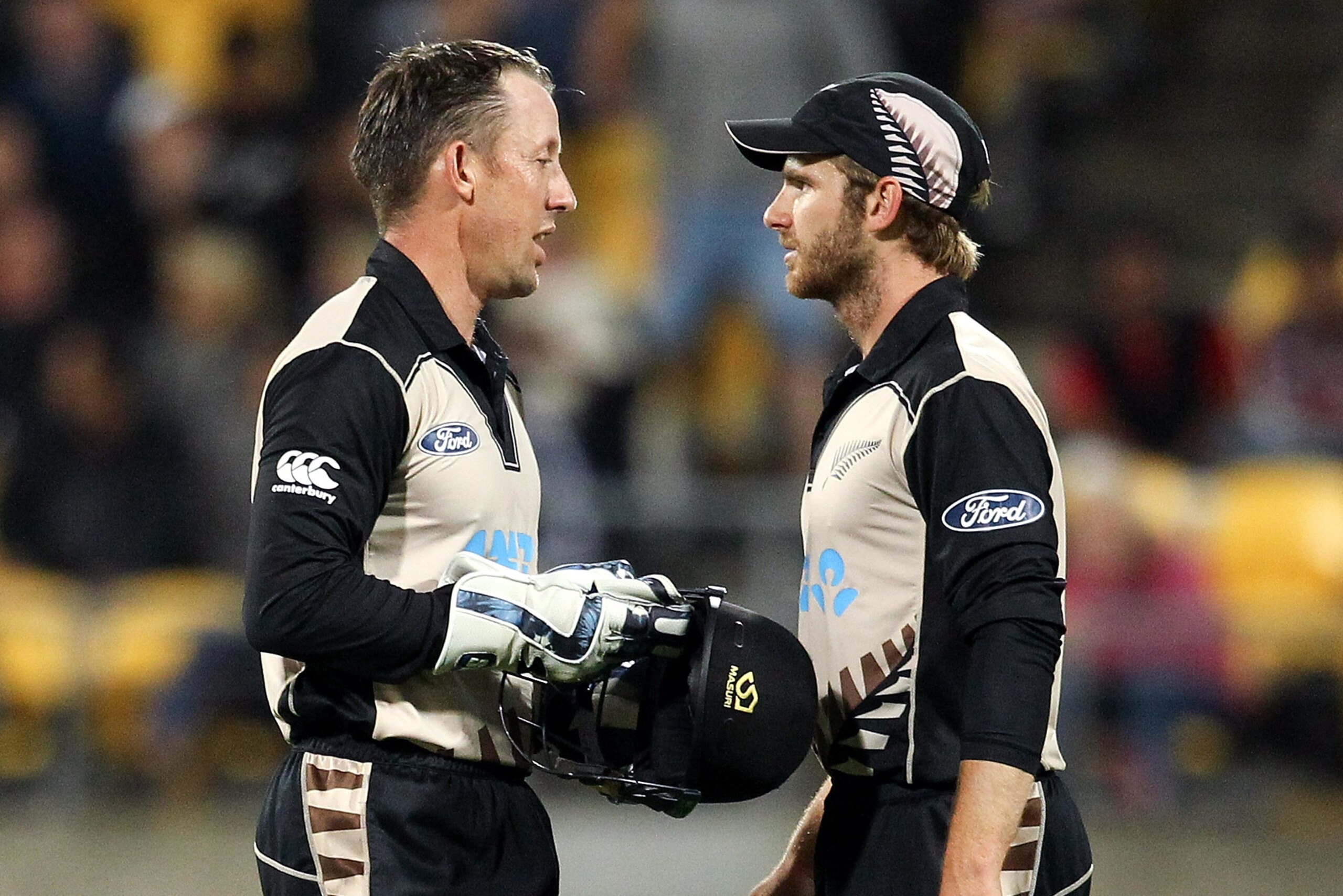 WELLINGTON, NEW ZEALAND - JANUARY 22: Kane Williamson (R) of New Zealand talks to team mate Luke Ronchi (L) during the Twenty20 International match between New Zealand and Pakistan at Westpac Stadium on January 22, 2016 in Wellington, New Zealand. (Photo by Martin Hunter/Getty Images) WELLINGTON, NEW ZEALAND - JANUARY 22: Kane Williamson (R) of New Zealand talks to team mate Luke Ronchi (L) during the Twenty20 International match between New Zealand and Pakistan at Westpac Stadium on January 22, 2016 in Wellington, New Zealand. (Photo by Martin Hunter/Getty Images)