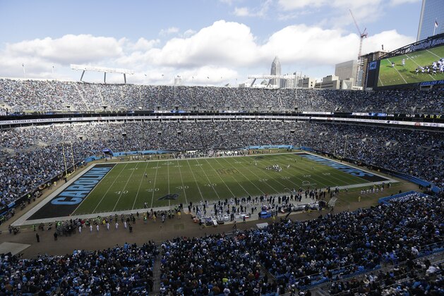The Carolina Panthers play the Seattle Seahawks during the second half of an NFL divisional playoff football game, Sunday, Jan. 17, 2016, in Charlotte, N.C. (AP Photo/Bob Leverone)