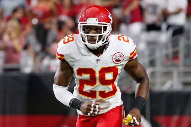 GLENDALE, AZ - AUGUST 15:  Strong safety Eric Berry #29 of the Kansas City Chiefs during the pre-season NFL game against the Arizona Cardinals at the University of Phoenix Stadium on August 15, 2015 in Glendale, Arizona. The Chiefs defeated the Cardinals 34-19.  (Photo by Christian Petersen/Getty Images)