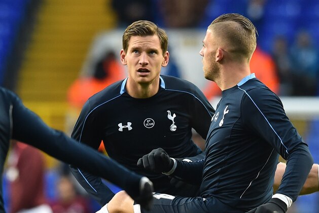 Tottenham Hotspur's Belgian defender Jan Vertonghen and Tottenham Hotspur's Belgian defender Toby Alderweireld (R) warm up ahead of the English Premier League football match between Tottenham Hotspur and West Ham United at White Hart Lane in north London on November 22, 2015. AFP PHOTO / BEN STANSALL

RESTRICTED TO EDITORIAL USE. No use with unauthorized audio, video, data, fixture lists, club/league logos or 'live' services. Online in-match use limited to 75 images, no video emulation. No use in betting, games or single club/league/player publications.        (Photo credit should read BEN STANSALL/AFP/Getty Images)