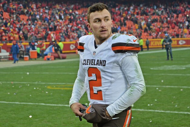 KANSAS CITY, MO - DECEMBER 27:  Quarterback Johnny Manziel #2 of the Cleveland Browns walks off the field, after losing to the Kansas City Chiefs on December 27, 2015 at Arrowhead Stadium in Kansas City, Missouri.  (Photo by Peter G. Aiken/Getty Images)
