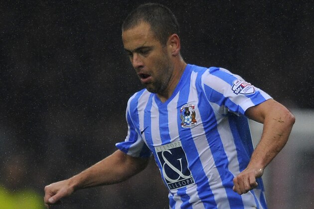 SWINDON, ENGLAND - OCTOBER 24: Joe Cole of Coventry City during the Sky Bet League One match between Swindon Town and Coventry City at The County Ground on October 24, 2015 in Swindon, England.  (Photo by Harry Trump/Getty Images)