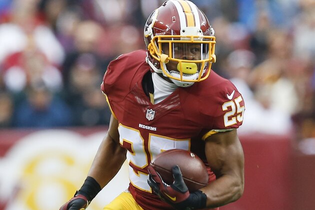 Washington Redskins running back Chris Thompson (25) carries the ball during the first half of an NFL football game against the New York Giants in Landover, Md., Sunday, Nov. 29, 2015. (AP Photo/Patrick Semansky) Washington Redskins running back Chris Thompson (25) carries the ball during the first half of an NFL football game against the New York Giants in Landover, Md., Sunday, Nov. 29, 2015. (AP Photo/Patrick Semansky)
