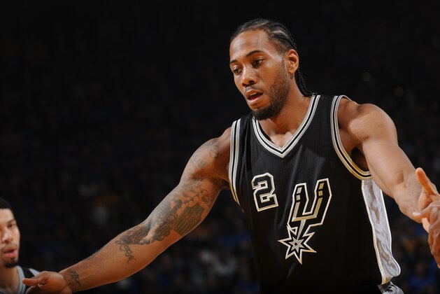 OAKLAND, CA - JANUARY 25: Kawhi Leonard