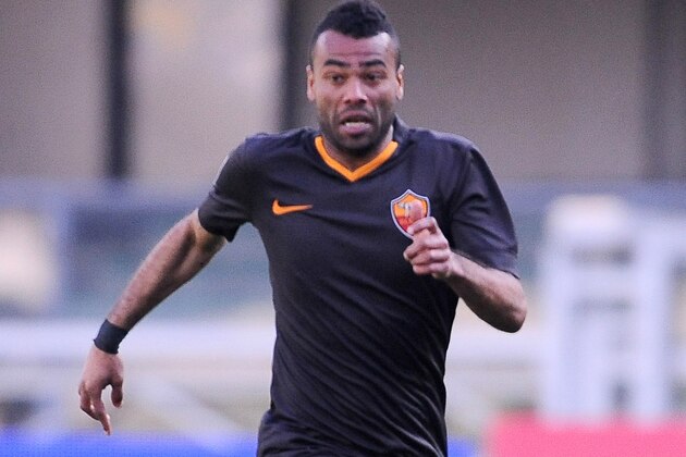 VERONA, ITALY - MARCH 08: Ashley Cole # 3 of AS Roma in action  during the Serie A match between AC Chievo Verona and AS Roma at Stadio Marc'Antonio Bentegodi on March 8, 2015 in Verona, Italy.  (Photo by Mario Carlini / Iguana Press/Getty Images)