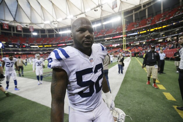 Indianapolis Colts inside linebacker D'Qwell Jackson (52) walks off the field after an NFL football game between the Atlanta Falcons and the Indianapolis Colts, Sunday, Nov. 22, 2015, in Atlanta. The Indianapolis Colts won 24-21. (AP Photo/David Goldman)