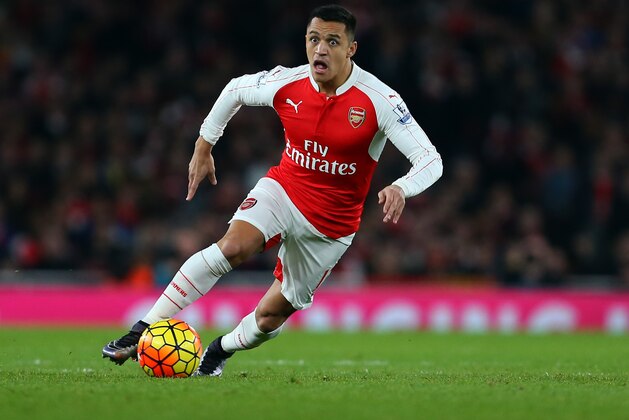LONDON, ENGLAND - JANUARY 24:  Alexis Sanchez of Arsenal during the Barclays Premier League match between Arsenal and Chelsea at the Emirates Stadium on January 24, 2016 in London, England.  (Photo by Catherine Ivill - AMA/Getty Images)