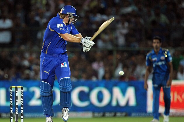 Rajasthan Royals batsman Shane Watson plays a shot during the IPL Twenty20 cricket match between Rajasthan Royals and Mumbai Indians at the Sawai Man Singh stadium in Jaipur on May 20, 2012.     AFP PHOTO/ MANAN VATSYAYANA     RESTRICTED TO EDITORIAL USE. MOBILE USE WITHIN NEWS PACKAGE        (Photo credit should read MANAN VATSYAYANA/AFP/GettyImages)