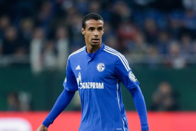 Joel Matip of Schalke 04 during the DFB Pokal match between Schalke 04 and Borussia Monchengladbach on October 28, 2015 at the Veltins Arena in Gelsenkirchen, Germany.(Photo by VI Images via Getty Images)