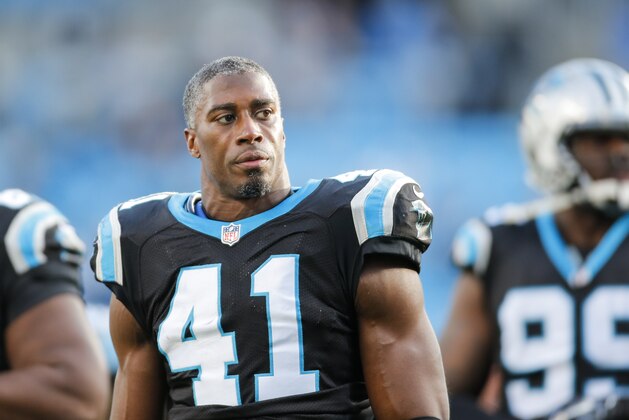 Carolina Panthers strong safety Roman Harper (41) against the Tampa Bay Buccaneers during an NFL game in Charlotte, N.C. on Sunday, Jan. 3, 2016. (Chris Keane/AP Images for Panini)