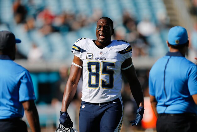 Nov 29, 2015; Jacksonville, FL, USA; San Diego Chargers tight end Antonio Gates (center) looking on during pre-game against the Jacksonville Jaguars at EverBank Field. The Chargers won 31-25.at EverBank Field. Mandatory Credit: Jim Steve-USA TODAY Sports