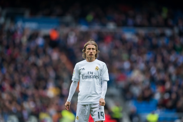 MADRID, SPAIN - DECEMBER 30:  Luka Modric of Real Madrid CF looks on during the Real Madrid CF vs Real Sociedad match as part of the Liga BBVA 2015-2016 at the Estadio Santiago Bernabeu on December 30, 2015 in Madrid, Spain.  (Photo by Aitor Alcalde/Power Sport Images/Getty Images)