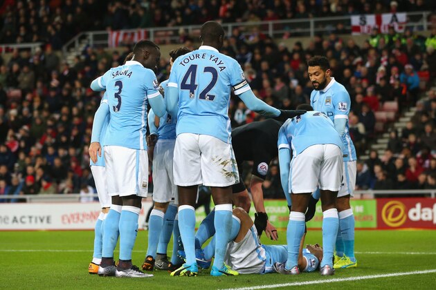 SUNDERLAND, ENGLAND - FEBRUARY 02: Sergio Aguero of Manchester City lies on the ground injured during the Barclays Premier League match between Sunderland and Manchester City at the Stadium of Light on February 2, 2016 in Sunderland, England.  (Photo by Ian MacNicol/Getty Images)