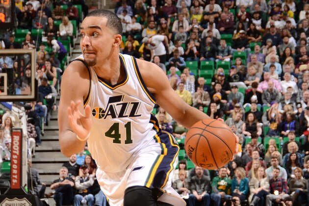 SALT LAKE CITY, UT - JANUARY 16: Trey Lyles #41 of the Utah Jazz handles the ball during the game against the Los Angeles Lakers on January 16, 2016 at EnergySolutions Arena in Salt Lake City, Utah. NOTE TO USER: User expressly acknowledges and agrees that, by downloading and or using this Photograph, User is consenting to the terms and conditions of the Getty Images License Agreement. Mandatory Copyright Notice: Copyright 2016 NBAE (Photo by Noah Graham/NBAE via Getty Images)