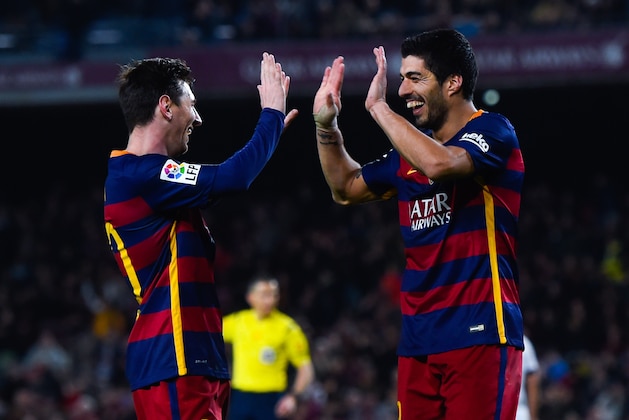 BARCELONA, SPAIN - FEBRUARY 03:  Luis Suarez of FC Barcelona celebrates with his teammate Lionel Messi after scoring his team's seventh goal during the Copa del Rey Semi Final first leg match between FC Barcelona and Valencia at Nou Camp on February 3, 2016 in Barcelona, Spain.  (Photo by David Ramos/Getty Images)