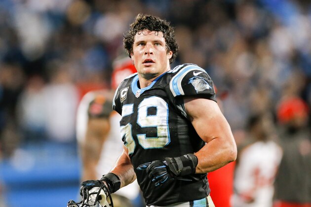 Carolina Panthers middle linebacker Luke Kuechly (59) against the Tampa Bay Buccaneers during an NFL game in Charlotte, N.C. on Sunday, Jan. 3, 2016. (Chris Keane/AP Images for Panini)