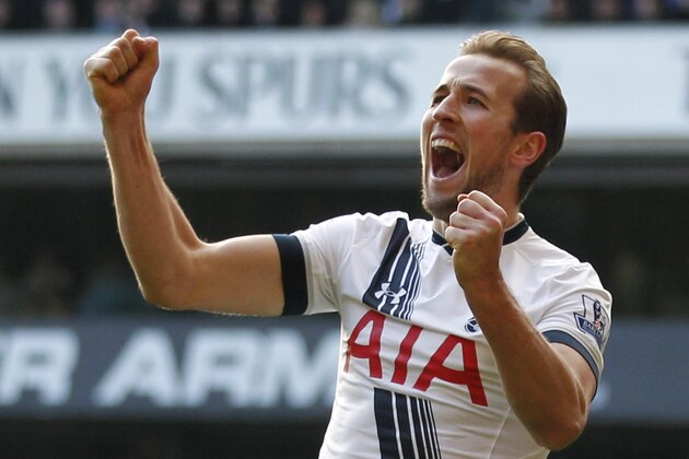 Tottenham Hotspur's English striker Harry Kane celebrates scoring their fourth goal from the penalty spot during the English Premier League football match between Tottenham Hotspur and Sunderland at White Hart Lane in north London on January 16, 2016. AFP PHOTO / IAN KINGTON

RESTRICTED TO EDITORIAL USE. No use with unauthorized audio, video, data, fixture lists, club/league logos or 'live' services. Online in-match use limited to 75 images, no video emulation. No use in betting, games or single club/league/player publications. / AFP / IAN KINGTON        (Photo credit should read IAN KINGTON/AFP/Getty Images)
