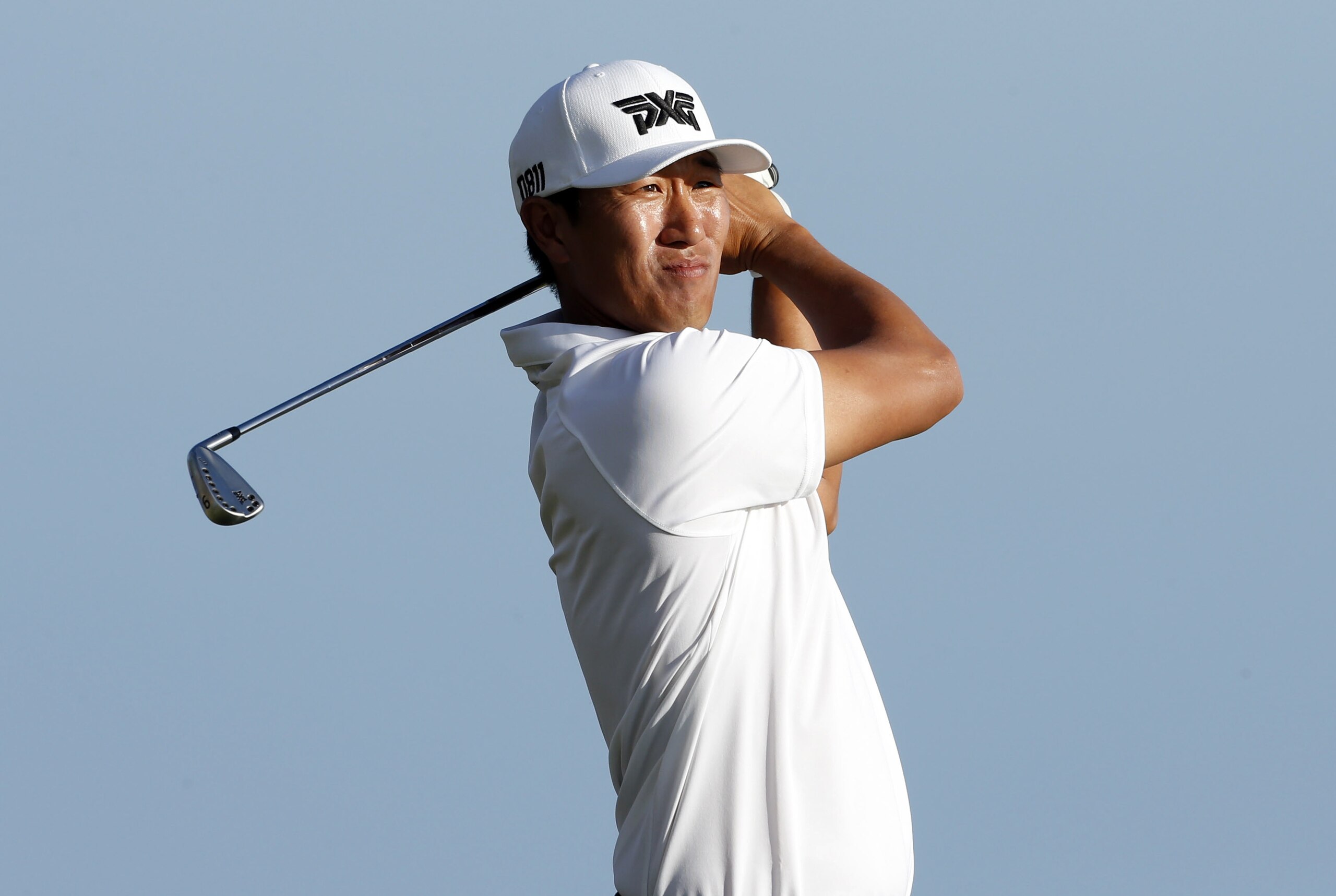 Jan 16, 2016; Honolulu, HI, USA; PGA golfer James Hahn tees off on the 17th hole during the third round of the Sony Open in Hawaii golf tournament at Waialae Country Club. Mandatory Credit: Brian Spurlock-USA TODAY Sports