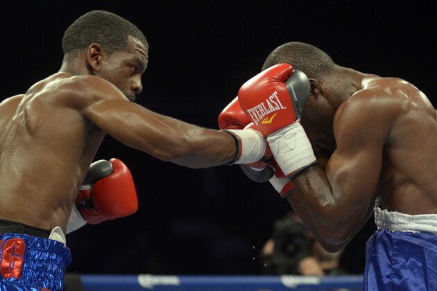CINCINNATI, OHIO - OCTOBER 3: Jamel Herring, left, lands a punch on Yakubu Amidu during a fight at U.S. Bank Arena on October 3, 2015 in Cincinnati, Ohio. (Photo by Dylan Buell/Getty Images) CINCINNATI, OHIO - OCTOBER 3: Jamel Herring, left, lands a punch on Yakubu Amidu during a fight at U.S. Bank Arena on October 3, 2015 in Cincinnati, Ohio. (Photo by Dylan Buell/Getty Images)