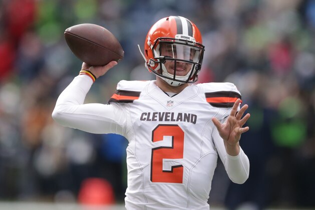 Cleveland Browns quarterback Johnny Manziel warms-up before an NFL football game against the Seattle Seahawks, Sunday, Dec. 20, 2015, in Seattle. (AP Photo/Scott Eklund)