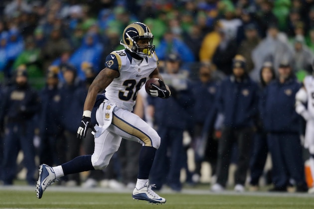 St. Louis Rams' Todd Gurley in action against the Seattle Seahawks in the second half of an NFL football game, Sunday, Dec. 27, 2015, in Seattle. (AP Photo/John Froschauer)