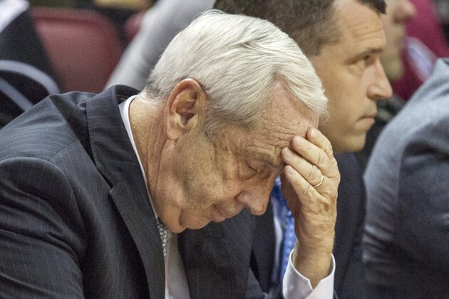 North Carolina coach Roy Williams reacts in the second half of an NCAA college basketball game against Florida State in Tallahassee, Fla., Monday, Jan. 4, 2016. (AP Photo/Mark Wallheiser)