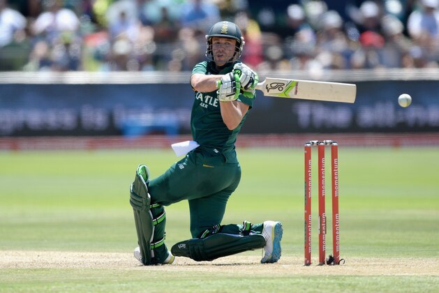 PORT ELIZABETH, SOUTH AFRICA - FEBRUARY 06: South Africa captain AB de Villiers bats during the 2nd Momentum ODI between South Africa and England at St George's Park on February 6, 2016 in Port Elizabeth, South Africa. (Photo by Gareth Copley/Getty Images) PORT ELIZABETH, SOUTH AFRICA - FEBRUARY 06: South Africa captain AB de Villiers bats during the 2nd Momentum ODI between South Africa and England at St George's Park on February 6, 2016 in Port Elizabeth, South Africa. (Photo by Gareth Copley/Getty Images)