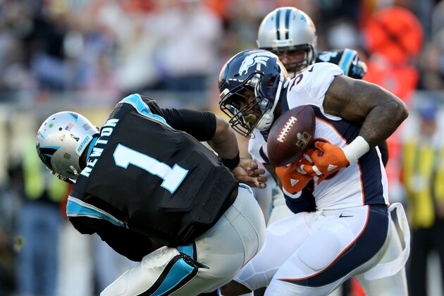 SANTA CLARA, CA - FEBRUARY 07:  Von Miller #58 of the Denver Broncos strips the ball from Cam Newton #1 of the Carolina Panthers during the first quarter of Super Bowl 50 at Levi's Stadium on February 7, 2016 in Santa Clara, California. Malik Jackson #97 of the Denver Broncos (not pictured) recovered the ball in the end zone for a touchdown.  (Photo by Streeter Lecka/Getty Images)