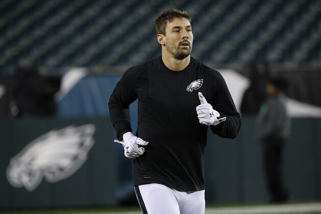 Philadelphia Eagles' Riley Cooper warms up before an NFL football game against the Washington Redskins, Saturday, Dec. 26, 2015, in Philadelphia.  (AP Photo/Michael Perez)