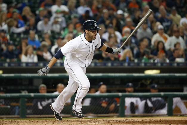 Detroit Tigers' J.D. Martinez bats against the Chicago White Sox in the seventh inning of a baseball game in Detroit Tuesday, Sept. 22, 2015. (AP Photo/Paul Sancya)