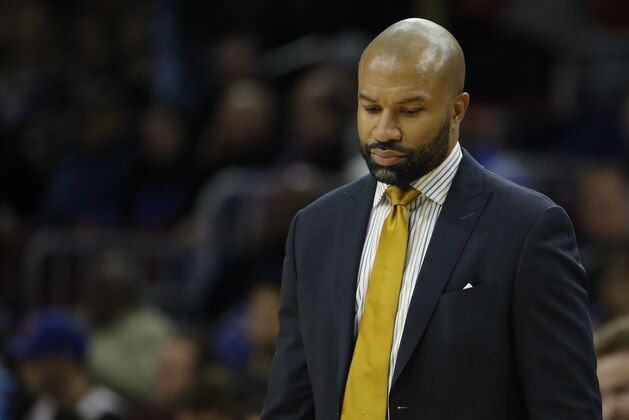 New York Knicks' Derek Fisher in action during an NBA basketball game against the Philadelphia 76ers, Friday, Dec. 18, 2015, in Philadelphia. (AP Photo/Matt Slocum)