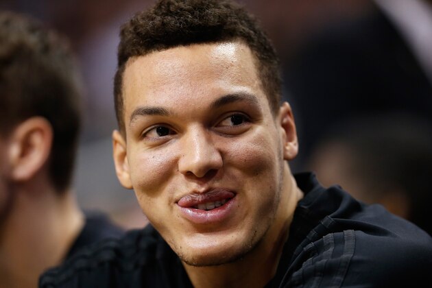 PHOENIX, AZ - DECEMBER 09:  Aaron Gordon #00 of the Orlando Magic during the NBA game against the Phoenix Suns at Talking Stick Resort Arena on December 9, 2015 in Phoenix, Arizona.  NOTE TO USER: User expressly acknowledges and agrees that, by downloading and or using this photograph, User is consenting to the terms and conditions of the Getty Images License Agreement.  (Photo by Christian Petersen/Getty Images)