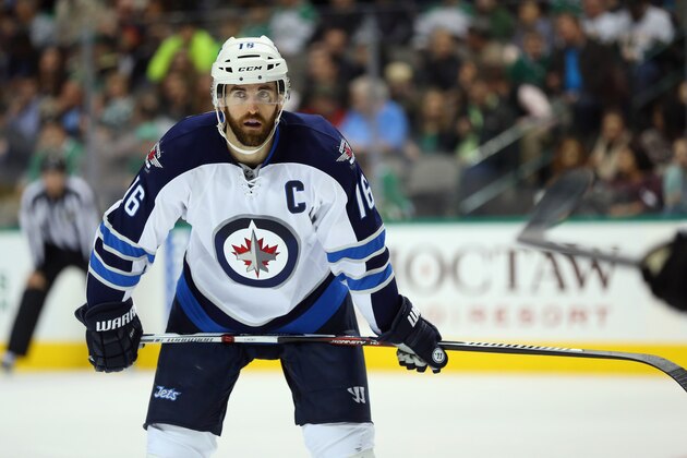 DALLAS, TX - JANUARY 07:  Andrew Ladd #16 of the Winnipeg Jets in the second period at American Airlines Center on January 7, 2016 in Dallas, Texas.  (Photo by Ronald Martinez/Getty Images)