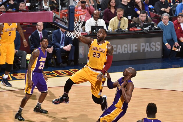 CLEVELAND, OH - FEBRUARY 10: LeBron James #23 of the Cleveland Cavaliers shoots the ball against Kobe Bryant #24 of the Los Angeles Lakers on February 10, 2016 at Quicken Loans Arena in Cleveland, Ohio. NOTE TO USER: User expressly acknowledges and agrees that, by downloading and/or using this Photograph, user is consenting to the terms and conditions of the Getty Images License Agreement. Mandatory Copyright Notice: Copyright 2016 NBAE (Photo by Bill Baptist/NBAE via Getty Images)