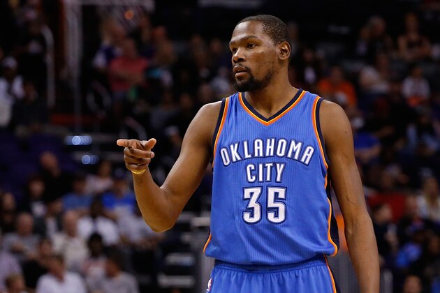 PHOENIX, AZ - FEBRUARY 08:  Kevin Durant