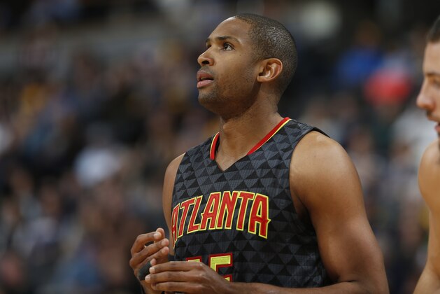 Atlanta Hawks center Al Horford (15) in the second half of an NBA basketball game Monday, Jan. 25, 2016, in Denver. The Hawks won 119-105. (AP Photo/David Zalubowski)