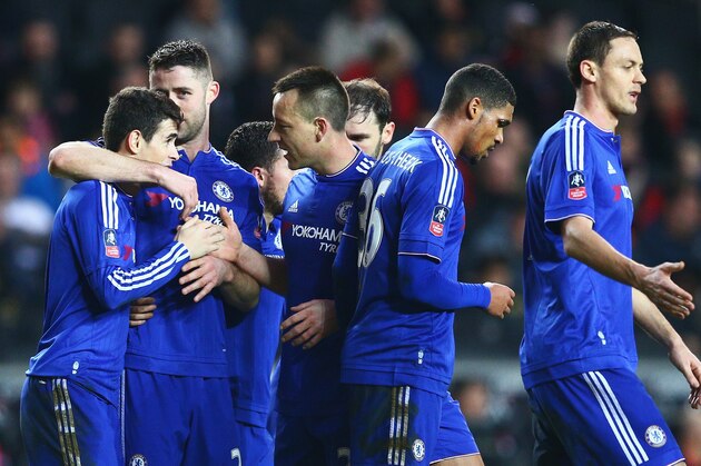 MILTON KEYNES, ENGLAND - JANUARY 31:  Oscar of Chelsea celebrates scoring his hat trick goal with team mates during the Emirates FA Cup Fourth Round match between Milton Keynes Dons and Chelsea at Stadium mk on January 31, 2016 in Milton Keynes, England.  (Photo by Clive Mason/Getty Images)