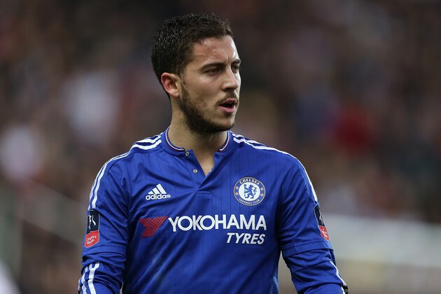 MILTON KEYNES, ENGLAND - JANUARY 31:  Eden Hazard of Chelsea in action during The Emirates FA Cup Fourth Round match between Milton Keynes Dons and Chelsea at Stadium mk on January 31, 2016 in Milton Keynes, England.  (Photo by Pete Norton/Getty Images)