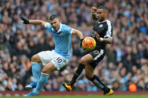 MANCHESTER, ENGLAND - FEBRUARY 06:  Sergio Aguero of Manchester City and Danny Simpson of Leicester City during the Barclays Premier League match between Manchester City and Leicester City at the Etihad Stadium on February 06, 2016 in Manchester, England.  (Photo by Matthew Ashton - AMA/Getty Images)