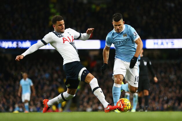 MANCHESTER, ENGLAND - FEBRUARY 14: Kyle Walker of Tottenham Hotspur tackles Sergio Aguero of Manchester City during the Barclays Premier League match between Manchester City and Tottenham Hotspur at Etihad Stadium on February 14, 2016 in Manchester, England.  (Photo by Clive Brunskill/Getty Images)