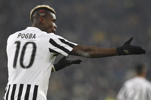 TURIN, ITALY - FEBRUARY 13:  Paul Pogba of Juventus FC gestures during the Serie A match between and Juventus FC and SSC Napoli at Juventus Arena on February 13, 2016 in Turin, Italy.  (Photo by Marco Luzzani/Getty Images)