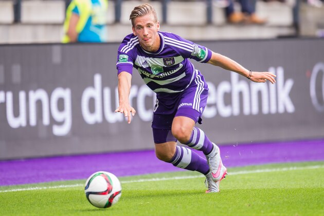 Dennis Praet of RSC Anderlecht during the Jupiler Pro League match between RSC Anderlecht and KAA Gent on August 9th, 2015 at the Constant Vanden Stockstadion in Brussels, Belgium.(Photo by VI Images via Getty Images)
