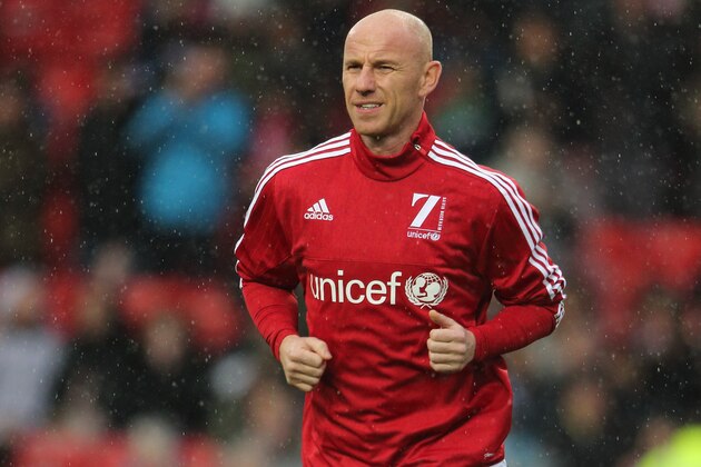 MANCHESTER, ENGLAND - NOVEMBER 14:  Nicky Butt of Great Britain and Ireland XI during the David Beckham Match for Children in aid of UNICEF at Old Trafford on November 14, 2015 in Manchester, England.  (Photo by Matthew Ashton - AMA/Getty Images)
