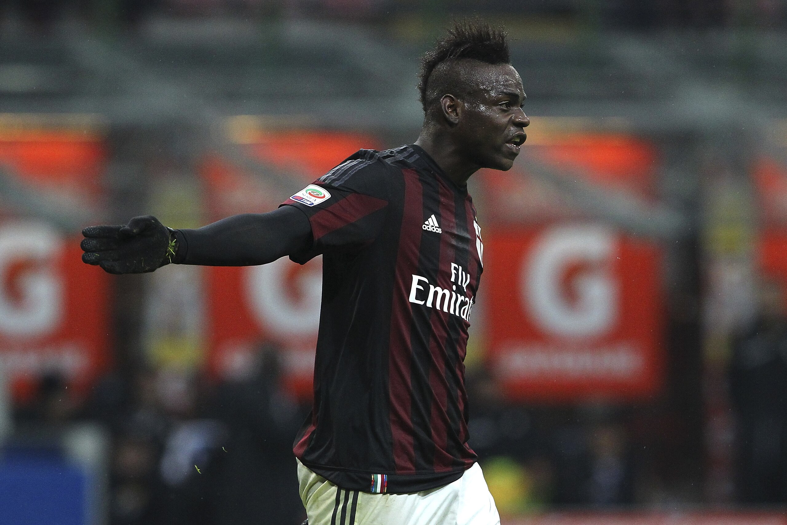 MILAN, ITALY - FEBRUARY 07:  Mario Balotelli of AC Milan reacts during the Serie A match between AC Milan and Udinese Calcio at Stadio Giuseppe Meazza on February 7, 2016 in Milan, Italy.  (Photo by Marco Luzzani/Getty Images)